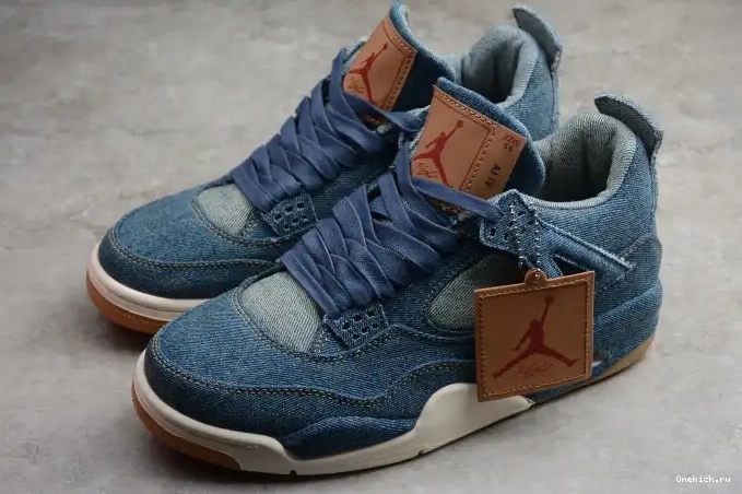 One Kick Nike AO2571-401 Levi's x Air 4 Denim Jordan 0516